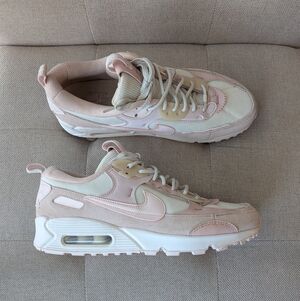 NIKE Air Max 90 Futura Sneakers Retro Women's 9.5